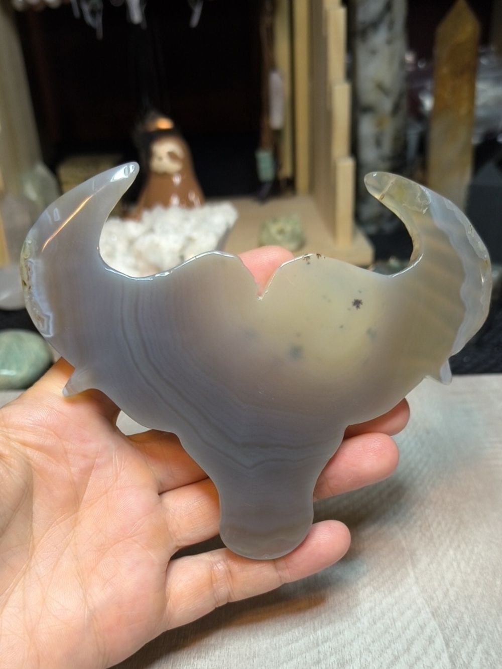 #75 Polished Gray Agate Bull  Crystal Carving - Picture 3 of 4